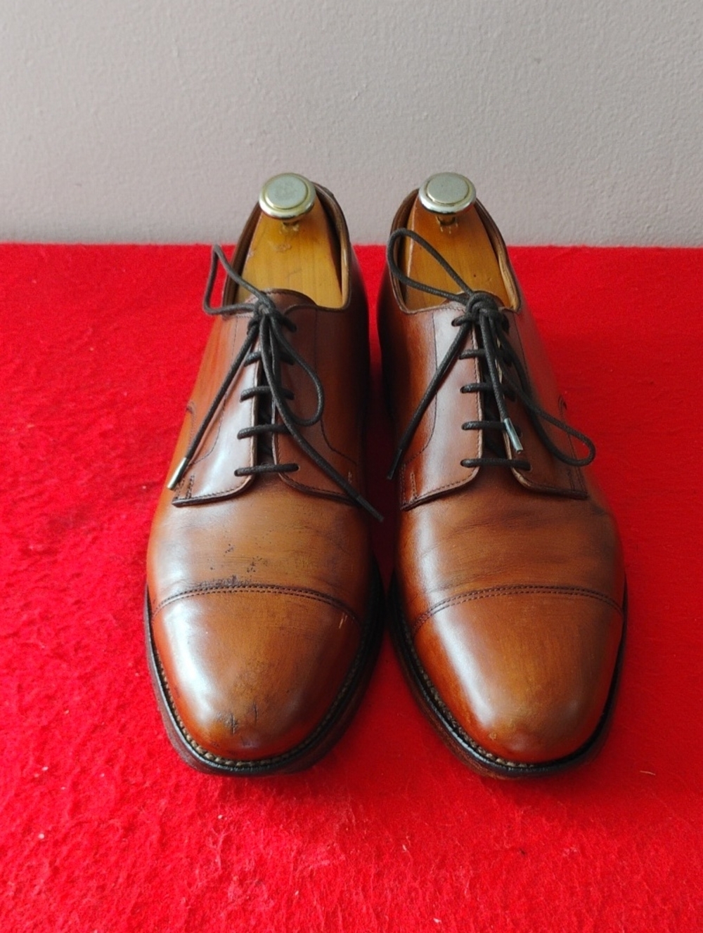 Men's Tan Leather Cap-Toe Derby Shoes - Classic Lace-Up